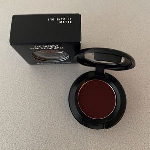 MAC EYE SHADOW - I’M INTO IT MATTE
